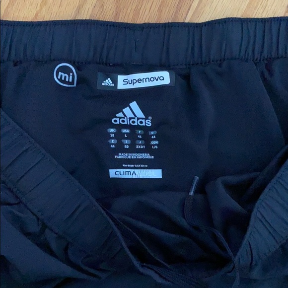 Adidas running shorts - Picture 3 of 3